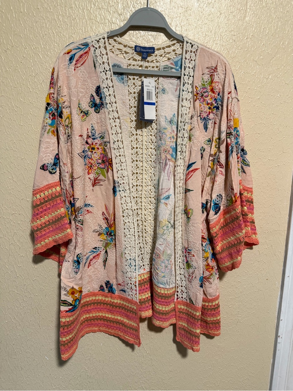Democracy Crochet Embroidered Kimono Size XL Floral Boho Beachy open‎ Front